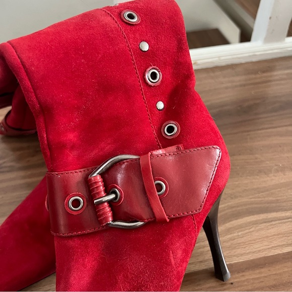 Red Heeled Boots - Picture 3 of 9
